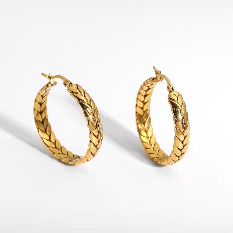 Statement Designer Hoop Earrings Gold Chunky Earrings Non Tarnish 18k Gold Stainless Steel Buckle Big Circle Ring Dangle Earrings Ear Cuff for Woman F
