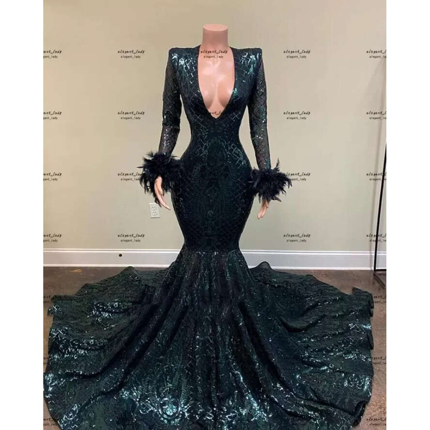 Hunter Aso Green Arabic Ebi Mermaid Evening Dresses With Long Sleeve Sparkly Sequin Wrist Feathers African Prom Engagement Gown Pro
