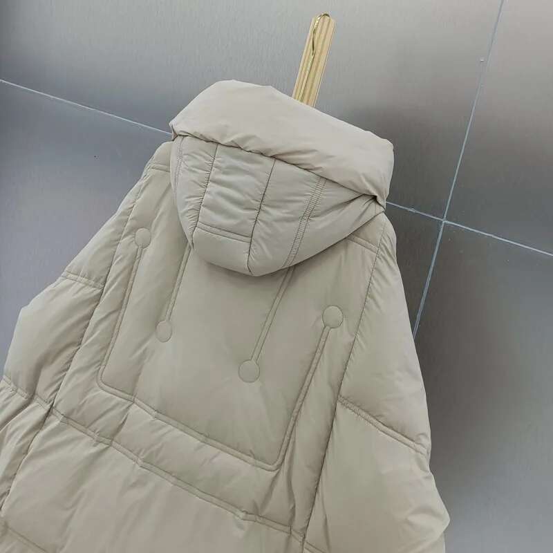 Women's Winter 2024 New Loose-Fit White Duck Down Coat Long Sleeves Warm Windproof Stylish Jacket Trendy