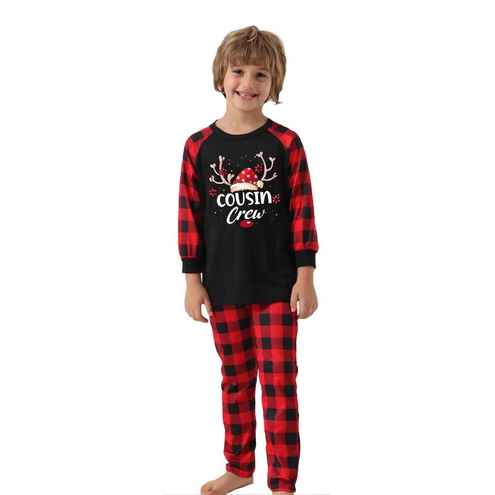 New letter grid pattern family pajamas set for mom dad and child matching set soft and warm pajamas for baby and dog jumpsuit Pjs Christmas appearance