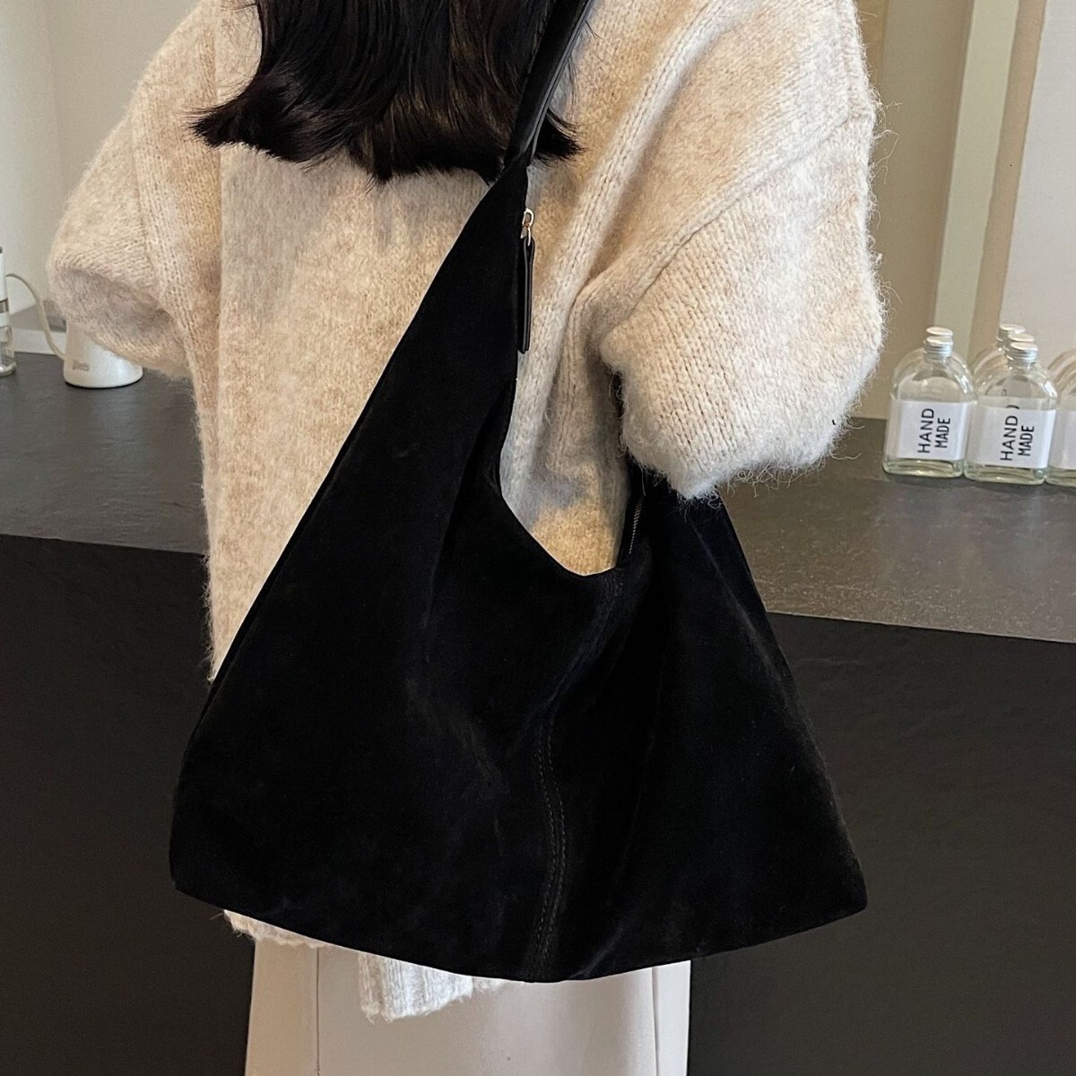 Autumn high-end armpit women's new matte tote fashionable commuting large capacity shoulder bag