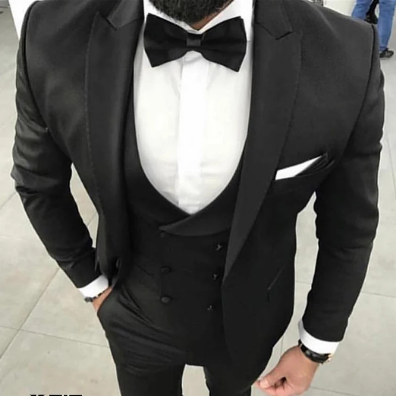 Slim Fit Formal Men Suits 3 Piece Wedding Tuxedo with Peaked Lapel Custom Jacket Vest Pants Male Fashion Groom Costume