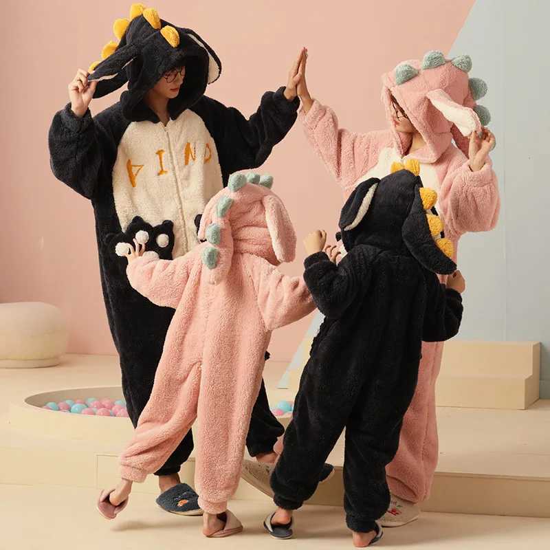 Family Matching Set Couple Warm Wool Onesies Pajamas Womens Anime Splicing Pajamas Childrens jumpsuit W241015