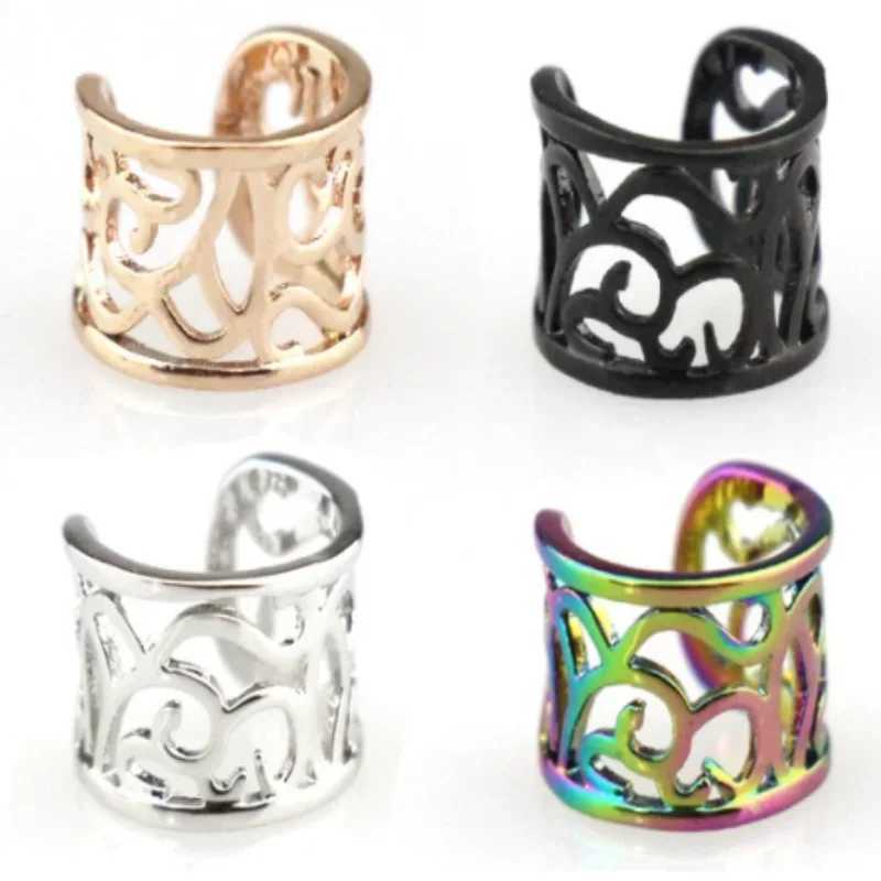 Delysia King hollow pattern ear clip W241017
