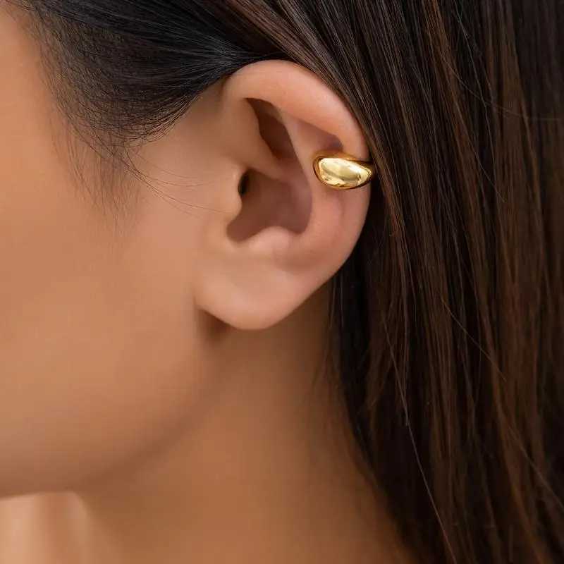 1 gold smooth water droplet clip earrings Gothic C-shaped earrings with thick screw cuffs suitable for womens party jewelry gifts W241017