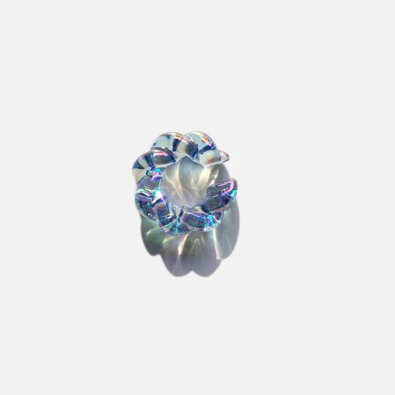 UJBOX exclusive sparkling acrylic twisted ear cuffs suitable for women wholesale of green blue transparent pink ear bone clip earrings W241017