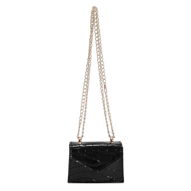 Xiaoxiangfeng diamond grid trapezoidal hand-held diagonal shoulder bag 2022 spring new style chain design sense temperament female Y241017