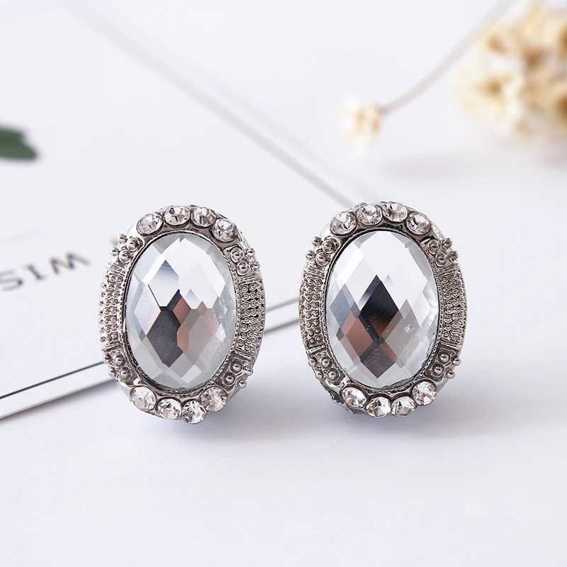 New Fashion Simple Oval Earrings for Nighttime Wedding Parties Essential Earrings Jewelry Austrian Crystal CZ Girls W241017