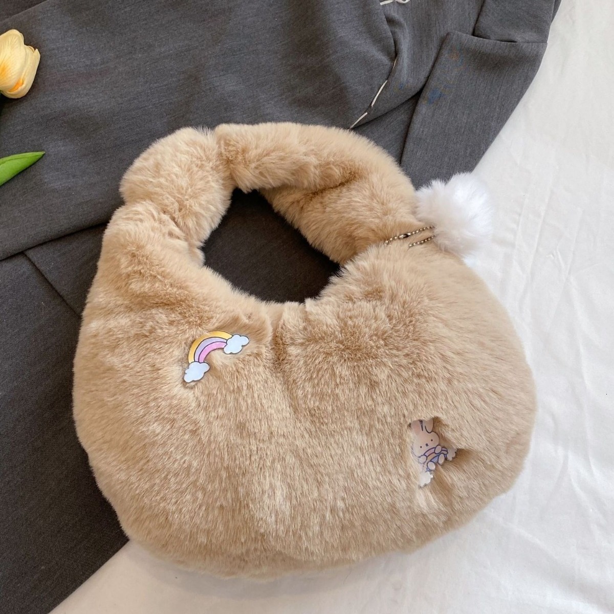 Mao high appearance cartoon cute handmade soft fluffy small bag, niche and sweet women's wool ball bag