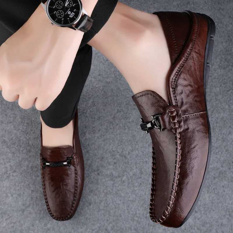 Men Breathable Casual Summer Shoes Hollow Out Mens Driving Shoes High Quality Male Business Shoes 2023 Genuine Leather LoafersXJ250118