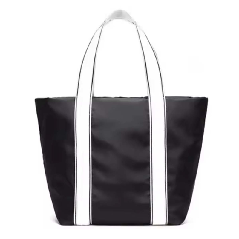 2024 summer womens portable leisure shopping bag suitable for outdoor large capacity commuting shoulder 241011