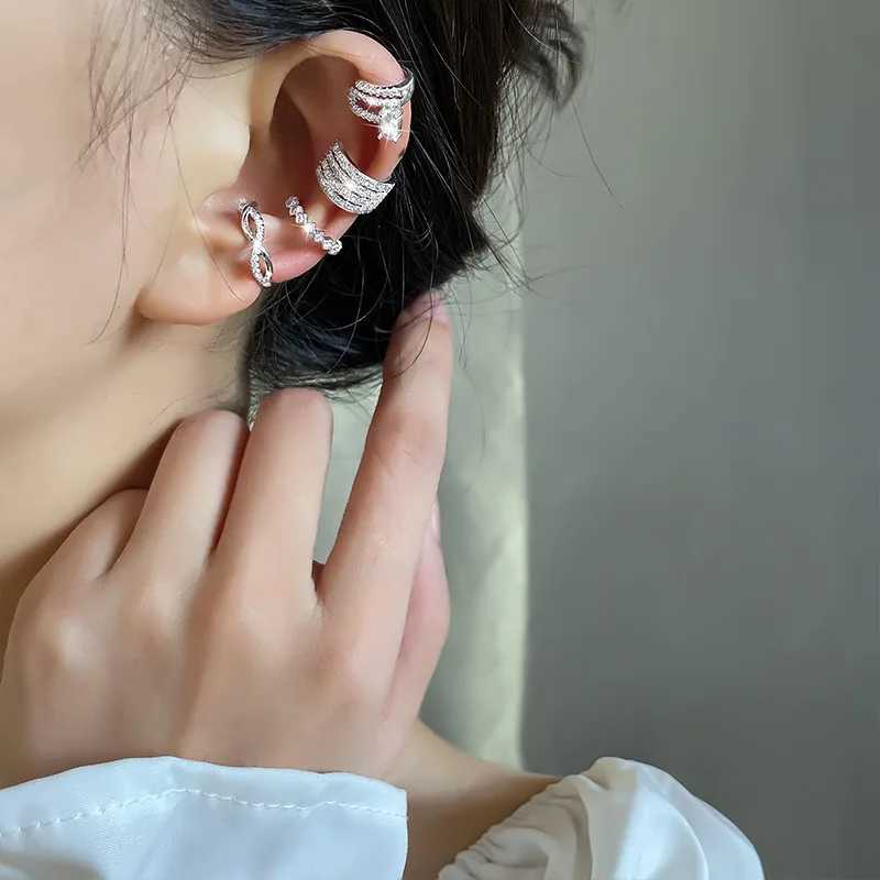 1 zircon Korean wave multi-layer geometric earring cuff clip suitable for women to wear no perforated jewelry W241017