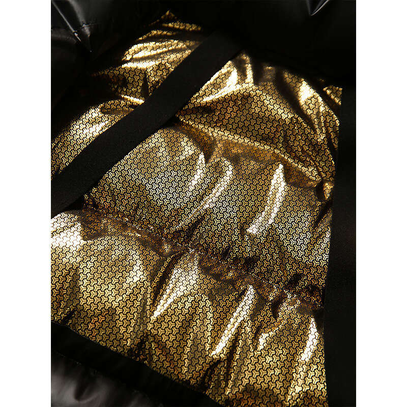 Volcanic Rock Technology, High-End Edition 90% White Women Black Gold Goose Down Jacket Women's Winter