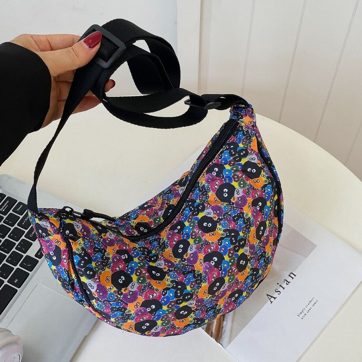 New autumn winter nylon fabric dumpling internet famous printed single shoulder women's bag, versatile and lightweight casual crossbody bag