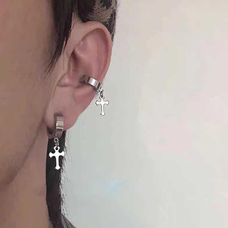 Gothic punk titanium steel cross earrings clip fashionable hip-hop cool black fake perforated cross pendant earrings mens jewelry gift W241017