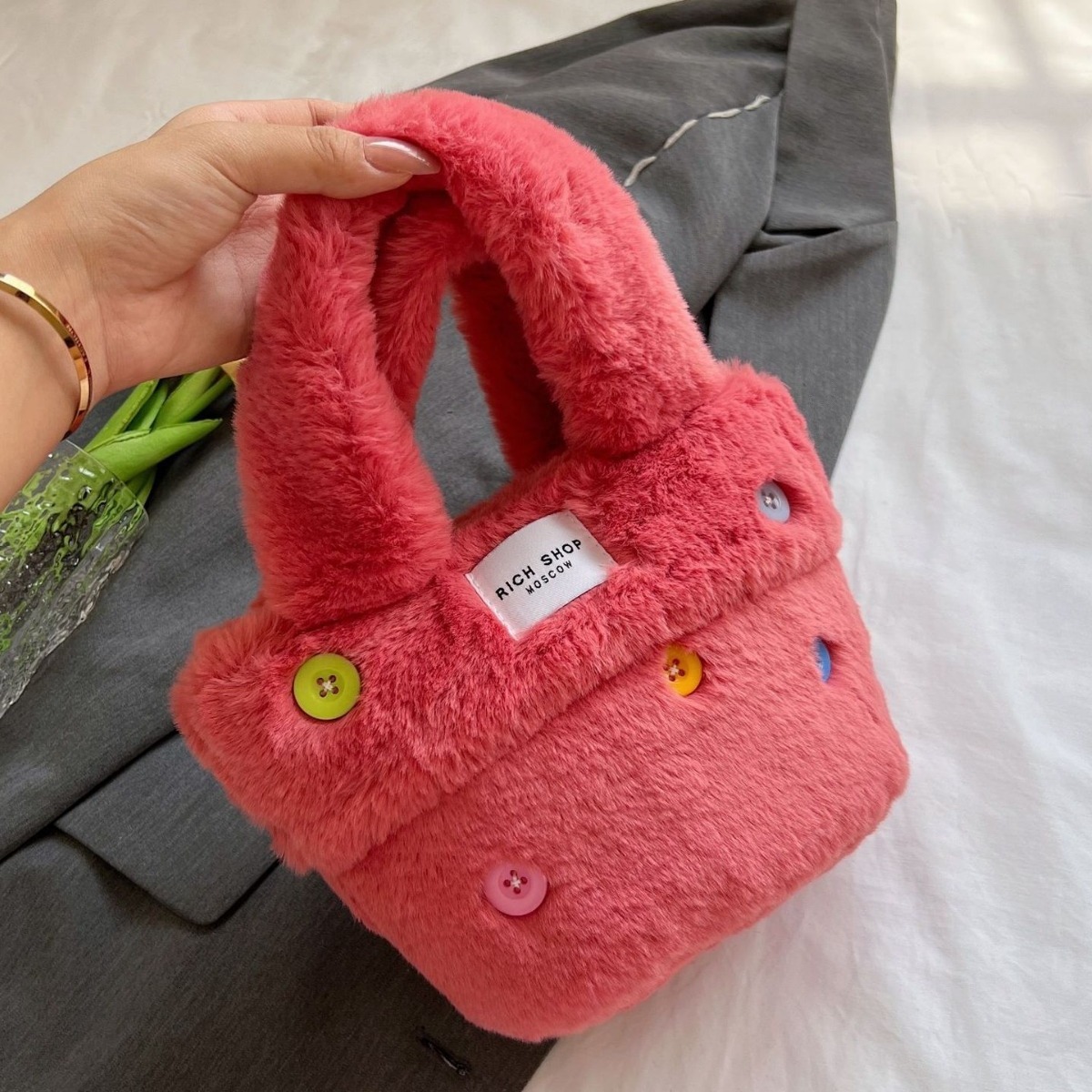 Cute button imitation fur autumn and winter children's diagonal cross handbag version fashionable plush bag
