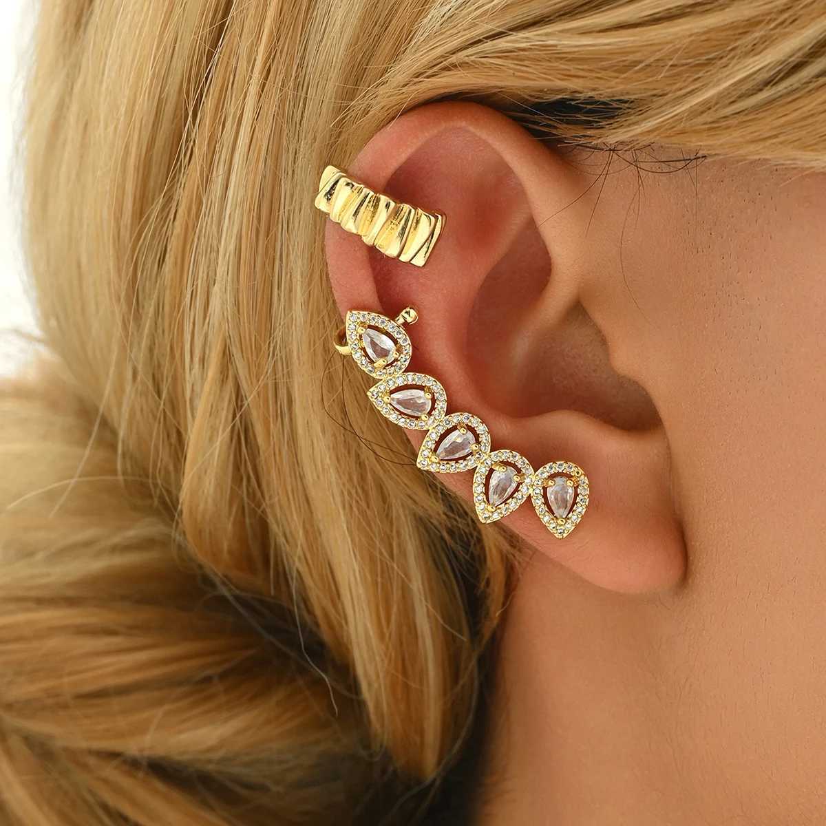 Zhongwei Fashion Charm Zircon Earrings Cufflinks Womens Fake Perforated Bone C-shaped Jewelry Accessories Wholesale W241017