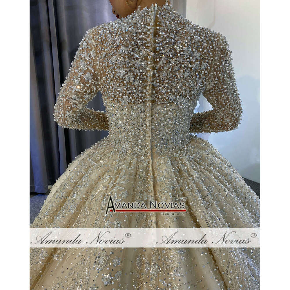 Full Pearls Wedding Dress With Long Train Amanda Novias