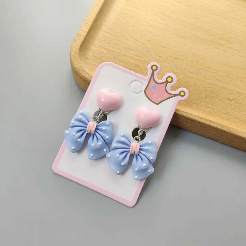 Childrens cartoon acrylic ear clip without ear hole jewelry princess girl earrings fashionable baby girl ear clip planetary earrings W241017