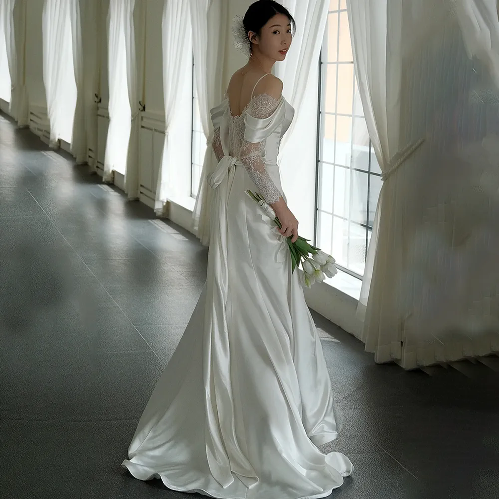 Korean Boho Lace And Satin A-Line Wedding Dress Sexy Spaghetti Side Split Long Sleeves Elegant Bridal Gowns Simple Corset Ivory Robe De Mariee