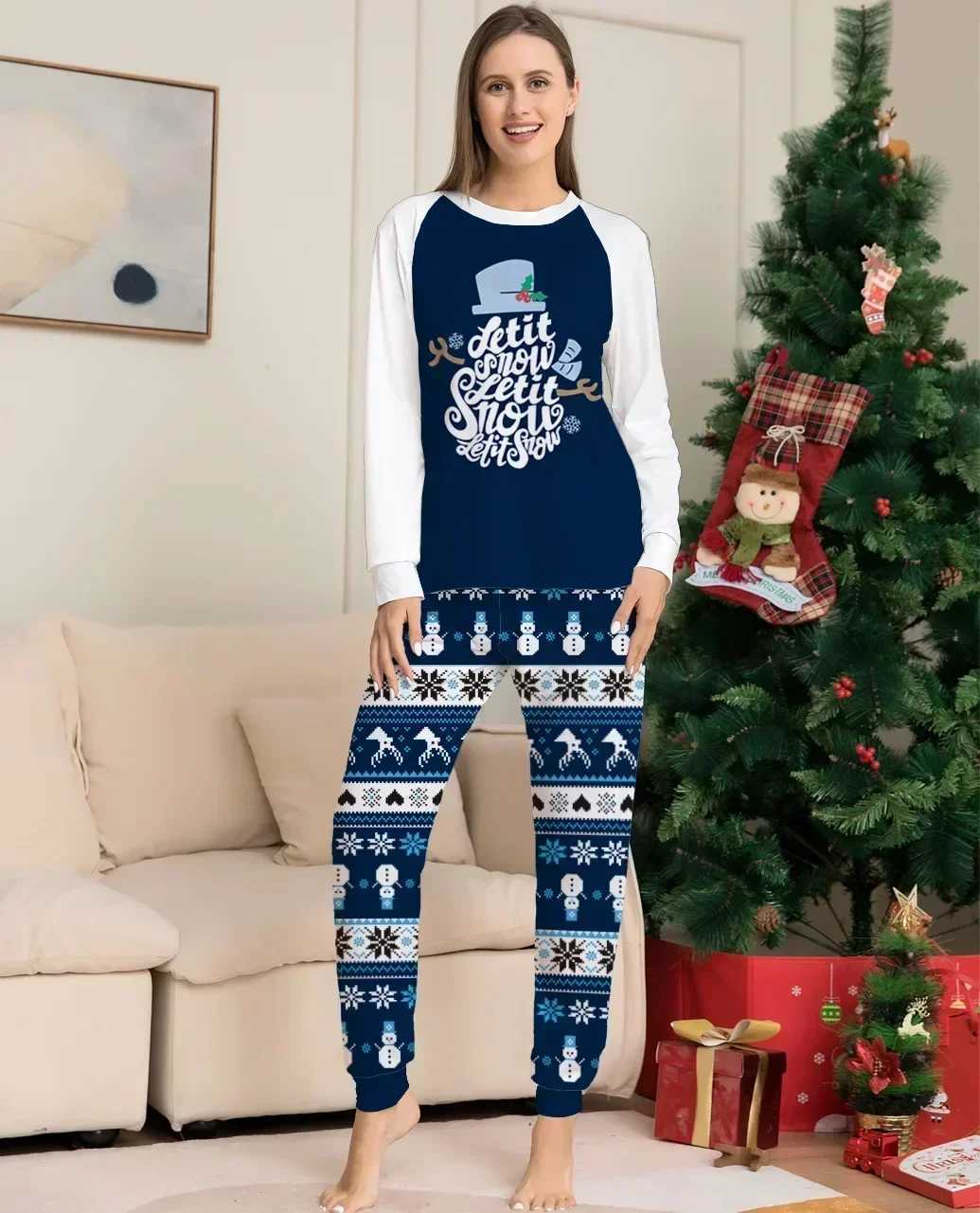 2024 Winter Letter Printing Christmas Family Pajama Set Mother Father Children Dog Matching Set Cute Soft Pajama Christmas Appearance Pjs W241015