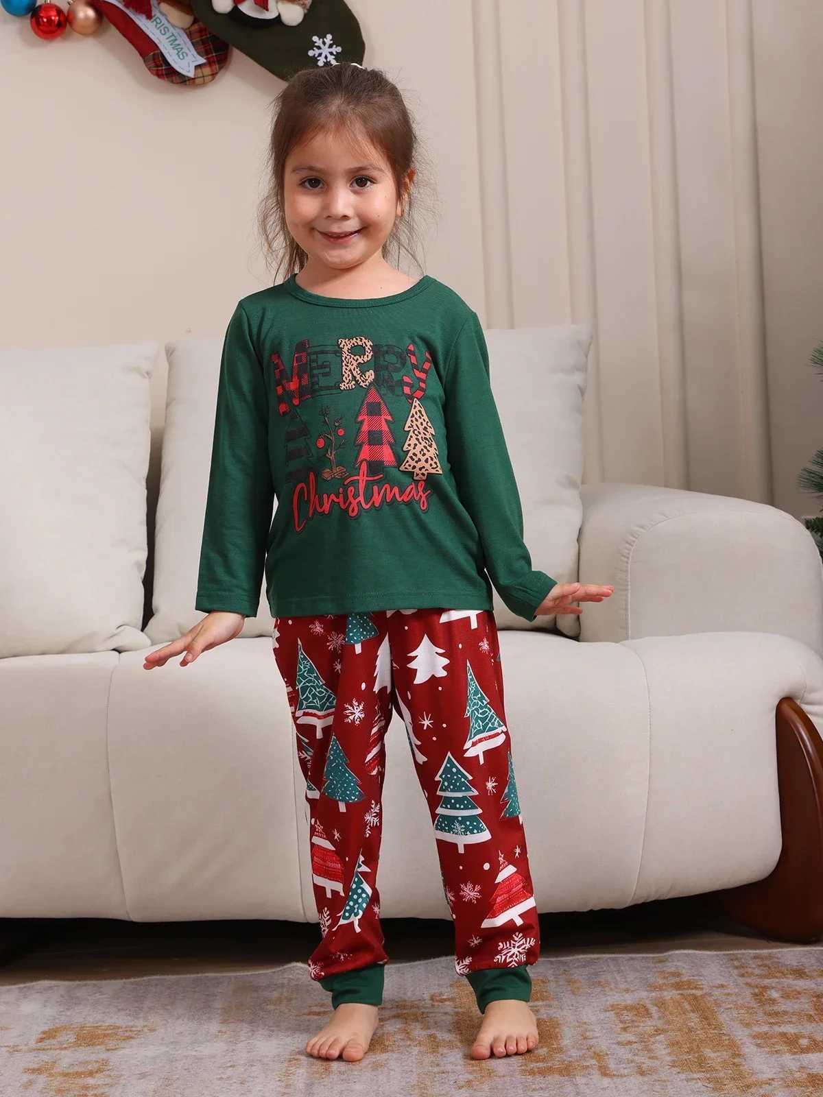 Christmas Tree Printing Family Christmas Pajama Set Full Set of Casual Soft Pajamas Mom Dad Child Matching Set Christmas Appearance Pajamas W241015