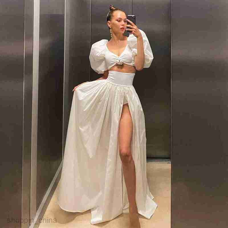 Basic Casual Women Dresses New long skirt two-piece set with bubble sleeves, waist cinched high slit long skirt set