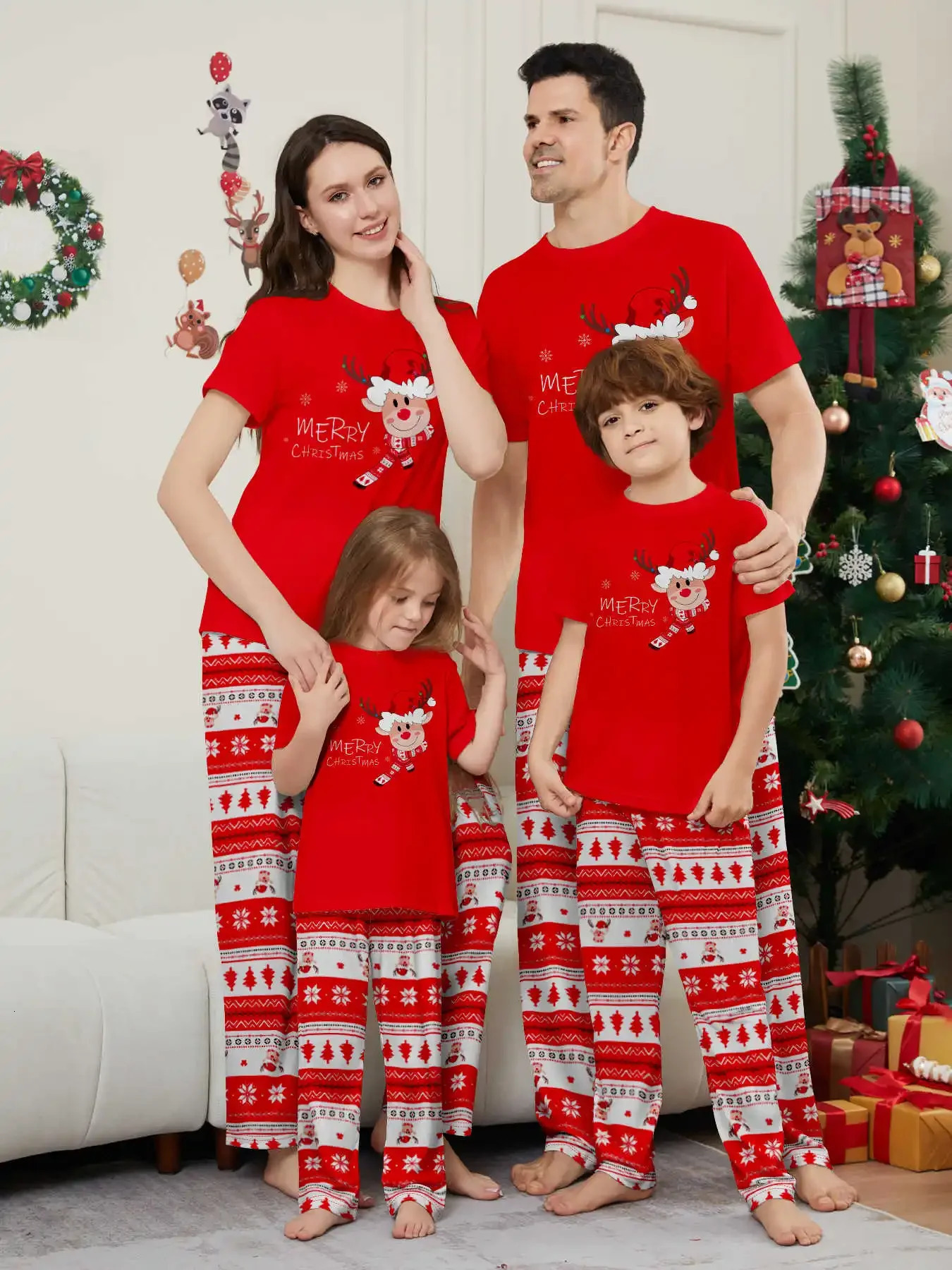 Xmas Family Look Pyjamas Cartoon Print Short Sleeve TShirtTrousers 2pcs Loungewear Christmas Matching Pajamas Set Baby Romper 241017