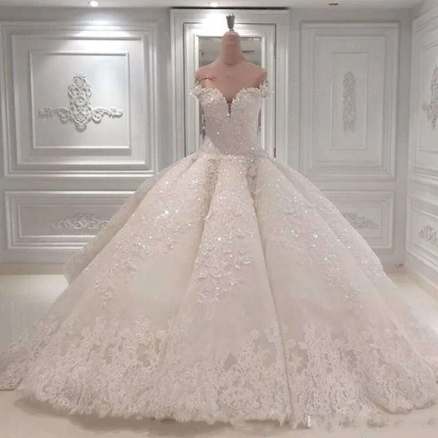 Wedding Dresses Neck Sweetheart Lace Appliques Ball Gown Sweep Train Bridal Gowns Vestido De Novia Bc0388 s