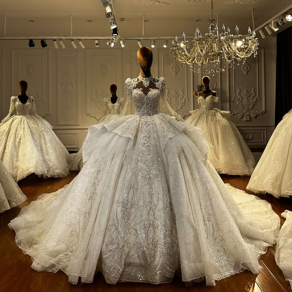 Amanda Novias Real Pictures Lace Wedding Dress R001