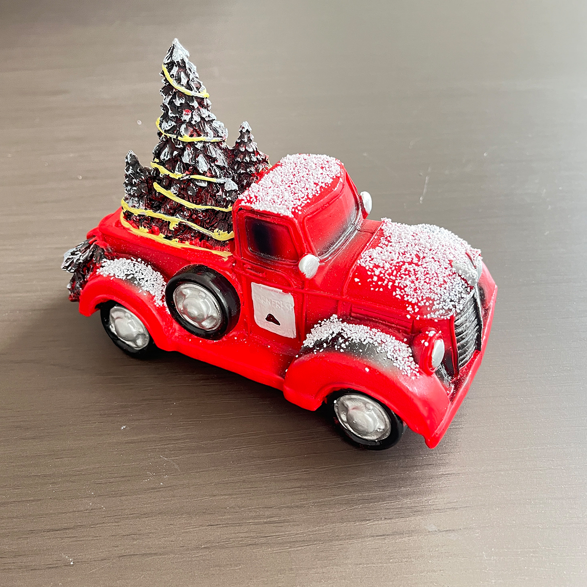 Christmas Decorations Classic Red Truck Farmhouse Style Centre Decorations