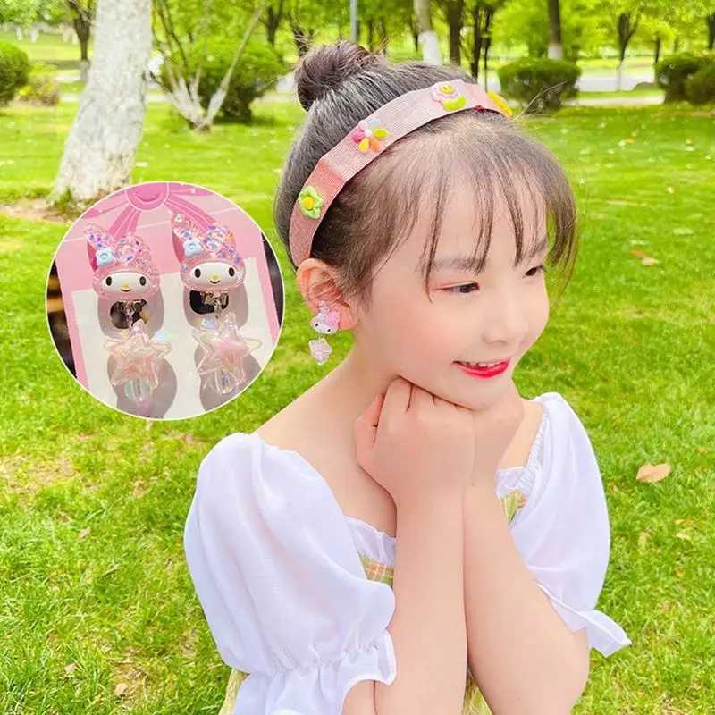 Mini cute ear clip suitable for hypoallergenic girls non perforated plastic earrings suitable for relieving pain in children W241017