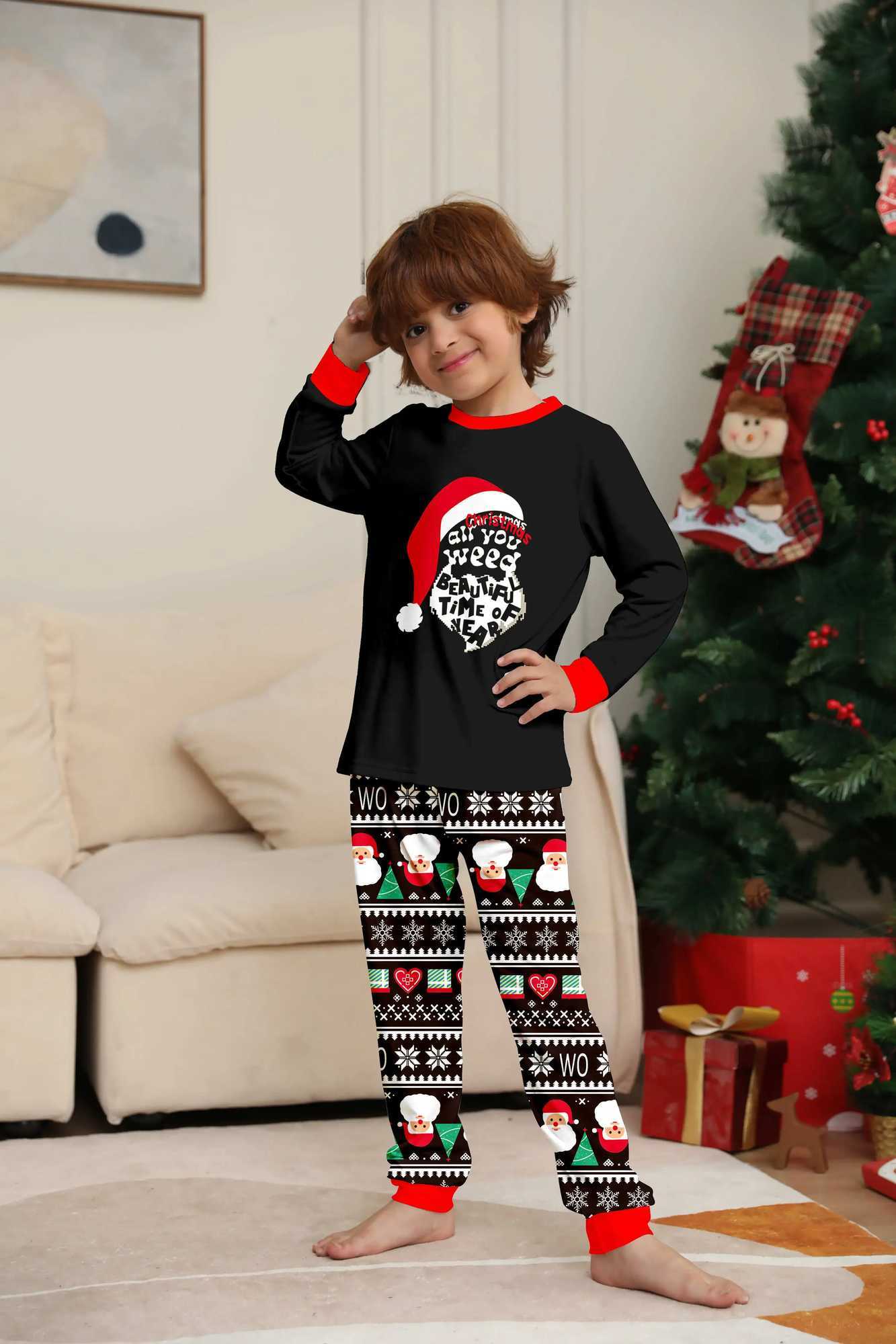 2024 Winter Santa Allover Printed Family Matching Set for Parents and Children 2-piece Baby and Dog Hoodies Christmas Pajamas Soft and Cute W241015