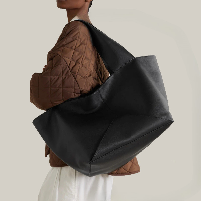 2024 New Versatile Simple Soft Large Capacity Niche Design Suede Bucket Unisex Style Bag Tote Bags For Women