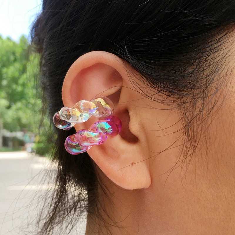 UJBOX exclusive sparkling acrylic twisted ear cuffs suitable for women wholesale of green blue transparent pink ear bone clip earrings W241017