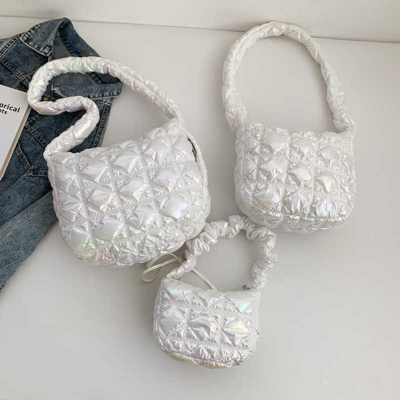 popular Instagram fashion bubble bag women's versatile commuting crossbody shoulder bag pleated cloud bag 241015