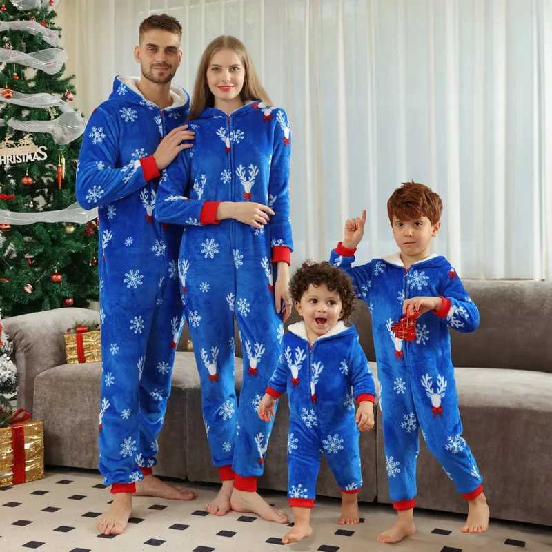 Unisex dad mom child red holiday sleepwear boys and girls Christmas elf costume adult children family matching hoodie W241015