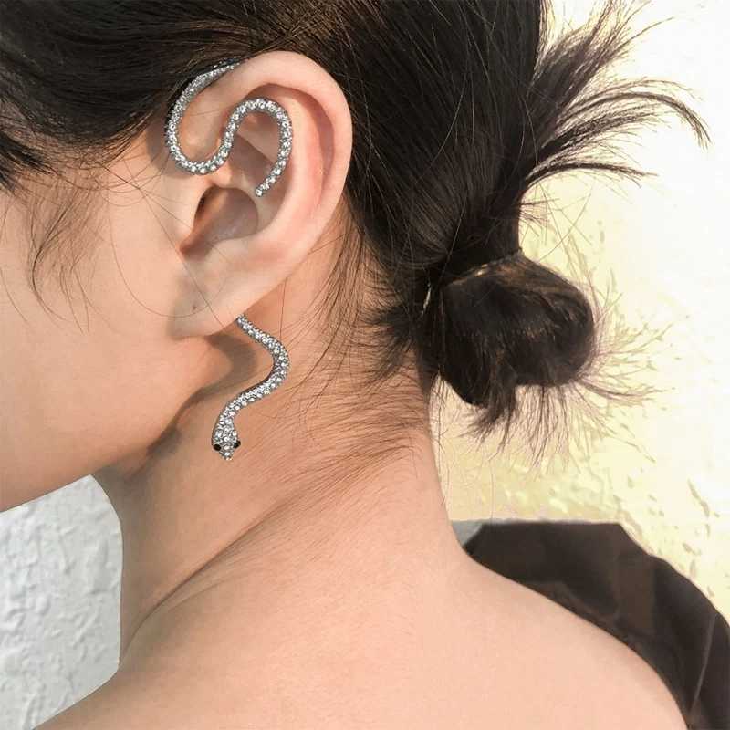 Exquisite snake ear cuff wrapped earrings boxed earrings non perforated earrings suitable for girlfriends to wear on a daily basis W241017