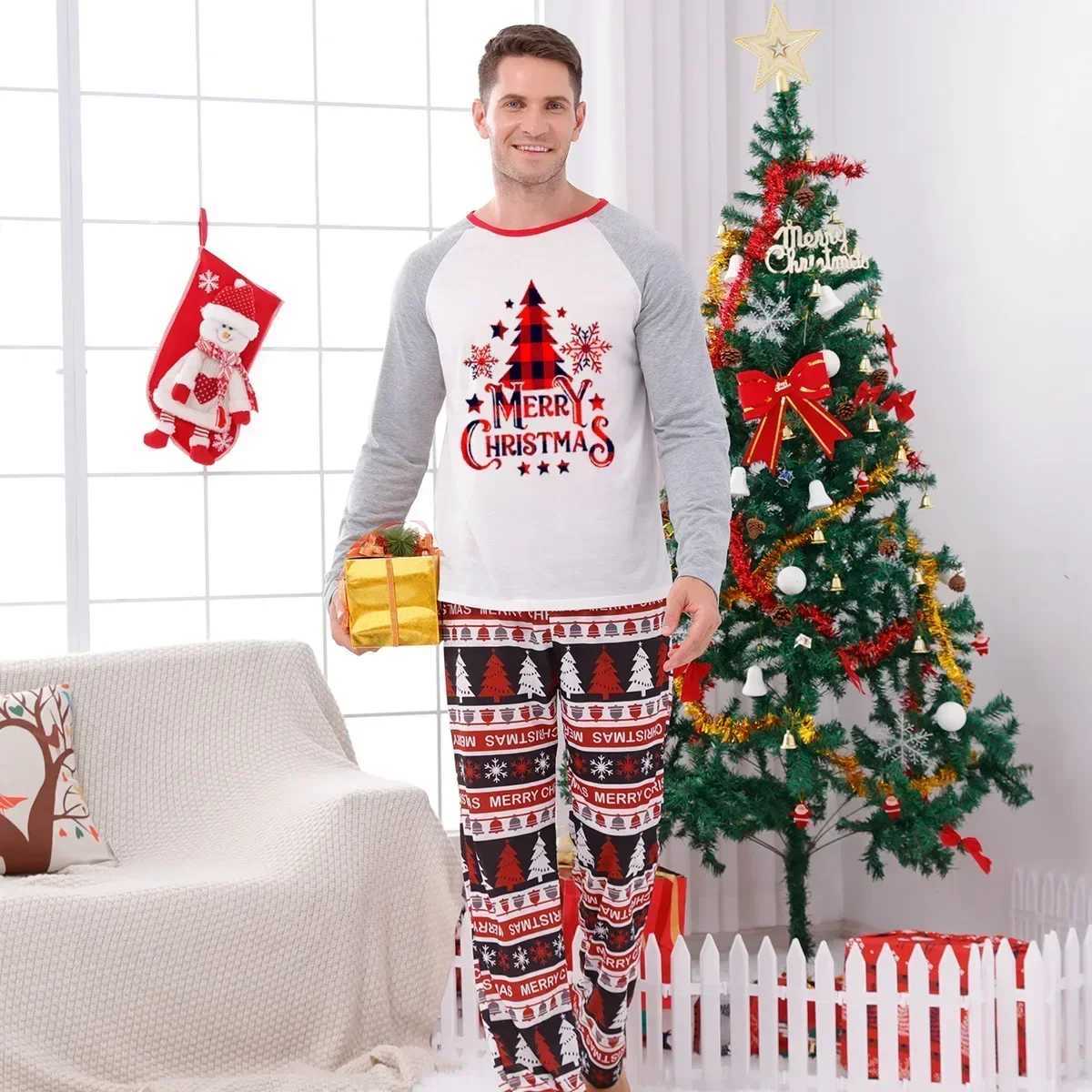 New 2024 Mom Daughter Dad Son Matching Pajama Set Christmas Set allows printing 2-piece set Pajama Home Appearance Pjs W241015