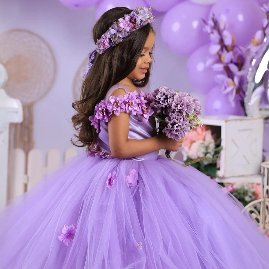 Stylish Purple Flower Girl Dresses for Wedding Sheer Neck Birthday Party Dresses for Little Girls Hand Made Flowers Tiered Tulle Pearls Decorate Brida