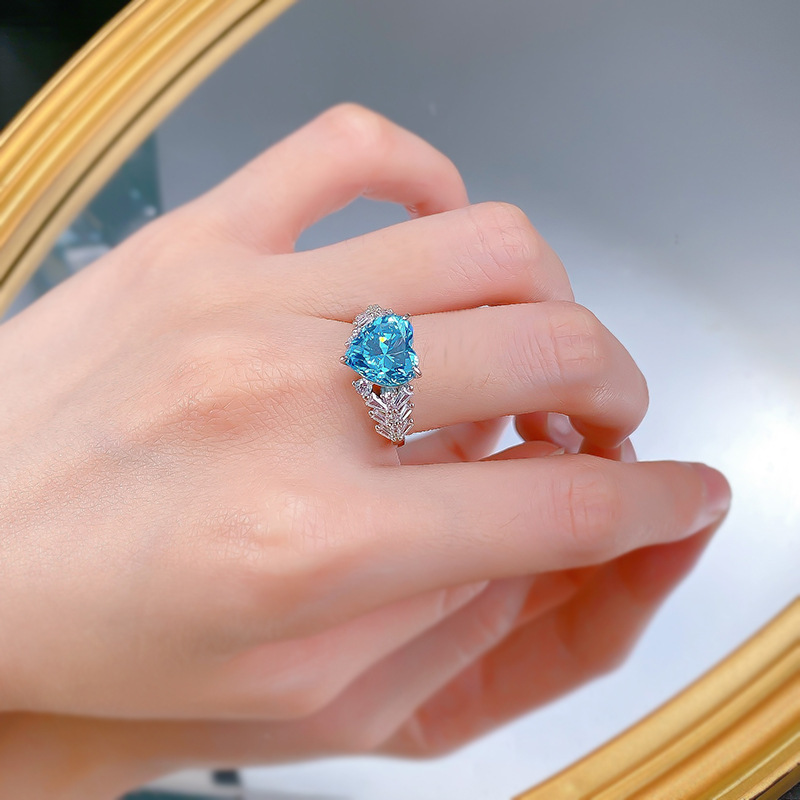 Unique Sterg Sier Aquamarine Moissanite Engagement Ring | Heart-Shaped Eternity Band