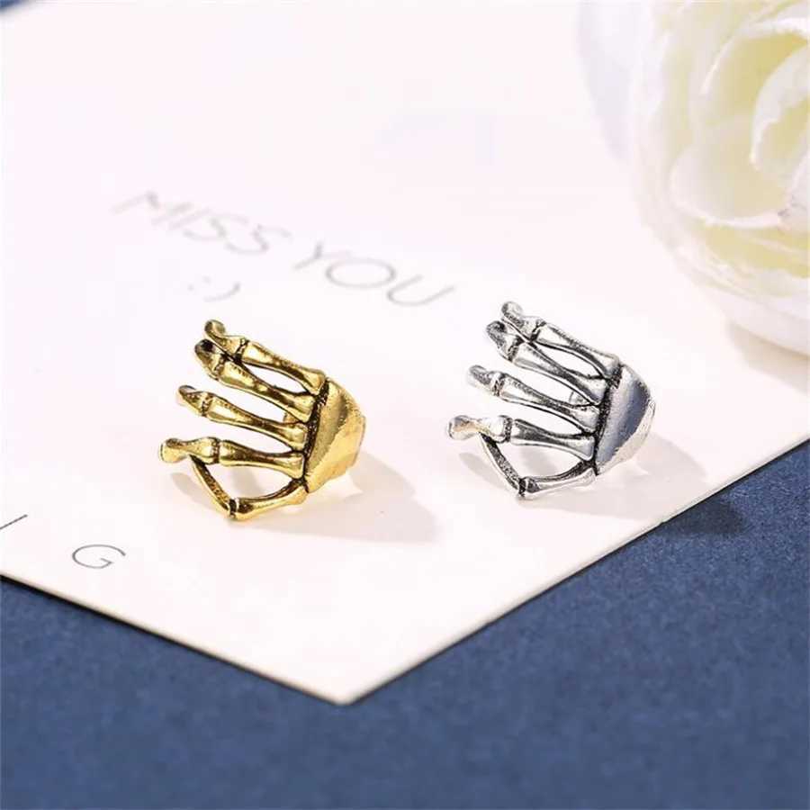 Punk Rock Retro Hand Bone Earrings with Cuffs clipped onto Earrings Suitable for Women Non Perforated Fake Cartoon Fashion Earrings Party Jewelry Gift
