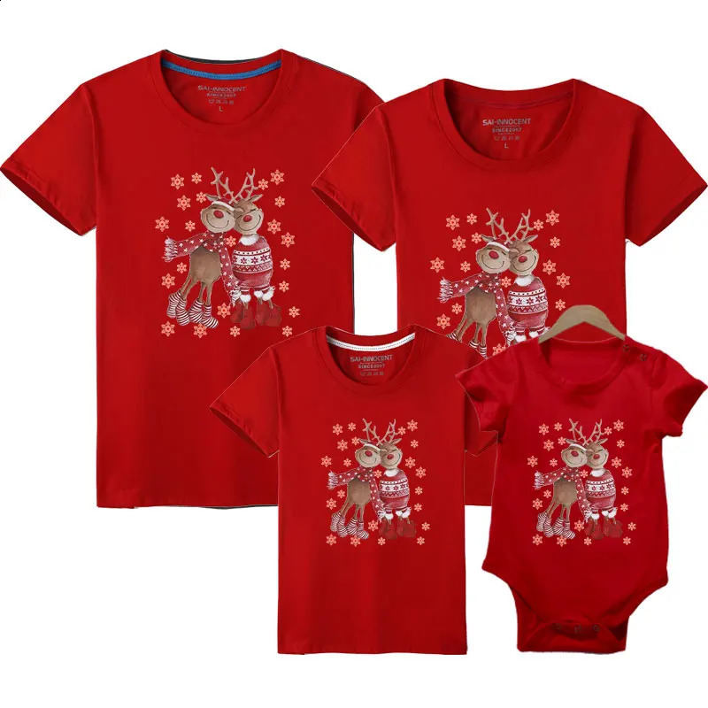 Christmas Family Matching Outfits Father Mother Son Daughter Clothes Year Adult Kids Tshirt Baby Romper 241017