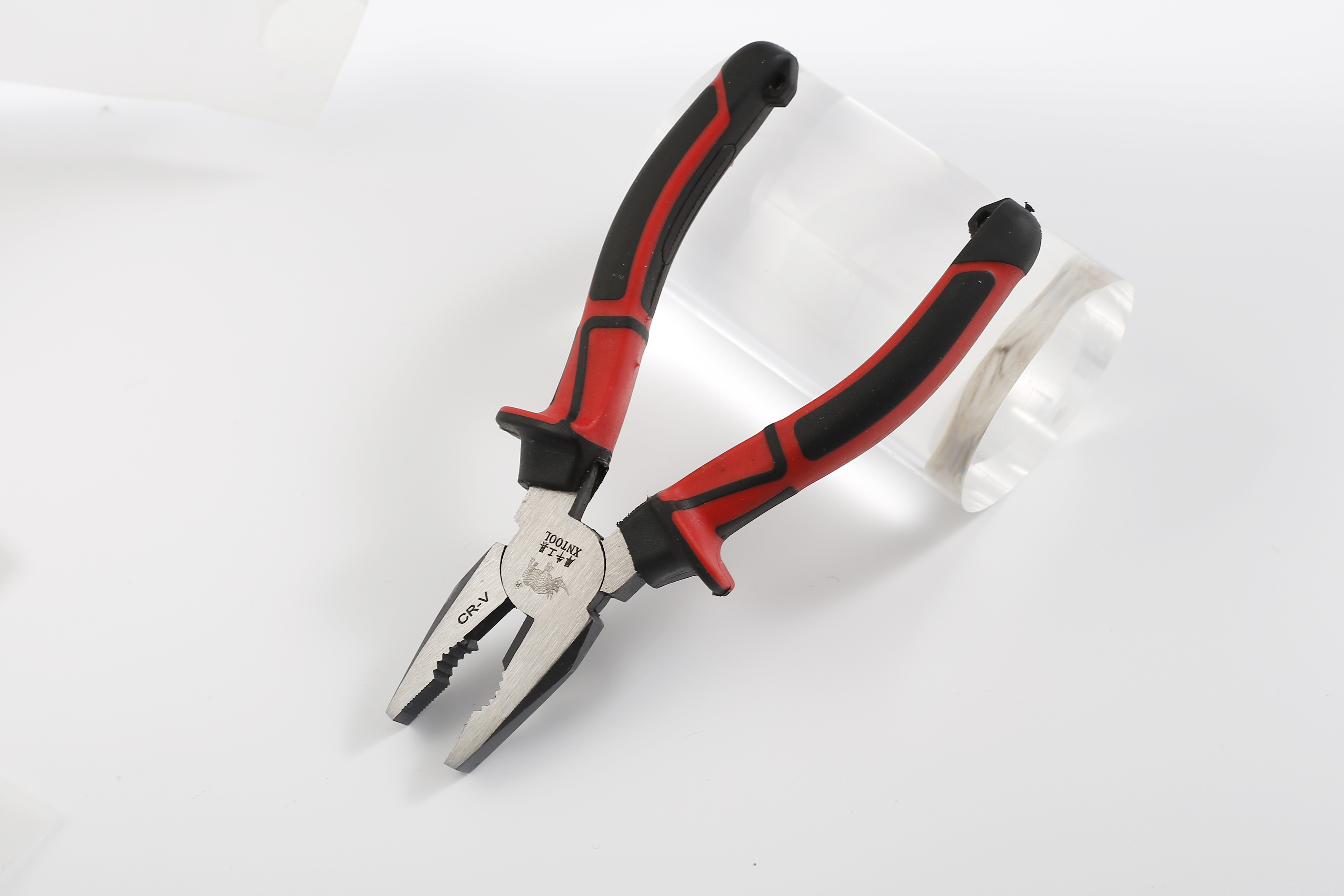 European pliers Red and black TPR with hook handle surface blackened and polished for precision treatment
