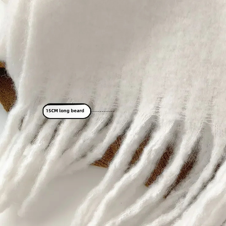 Thick solid color scarf womens winter item Korean winter student version shawl neck warm white 241017