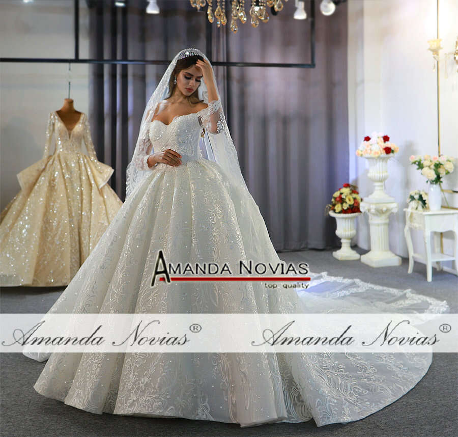 Off The Shoulder Long Sleeves Beautiful Wedding Lace Bridal Dress