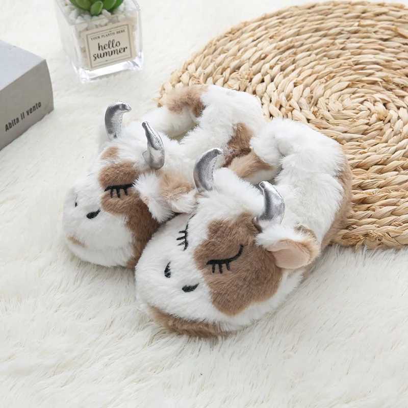 Fashionable childrens boys winter baby slippers plush warm cartoon cow rubber sole childrens home shoes childrens indoor shoesCL241017