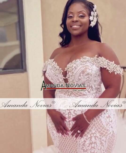 Off The Shoulder Straps Mermaid Wedding Dress Ruffles Skirt New