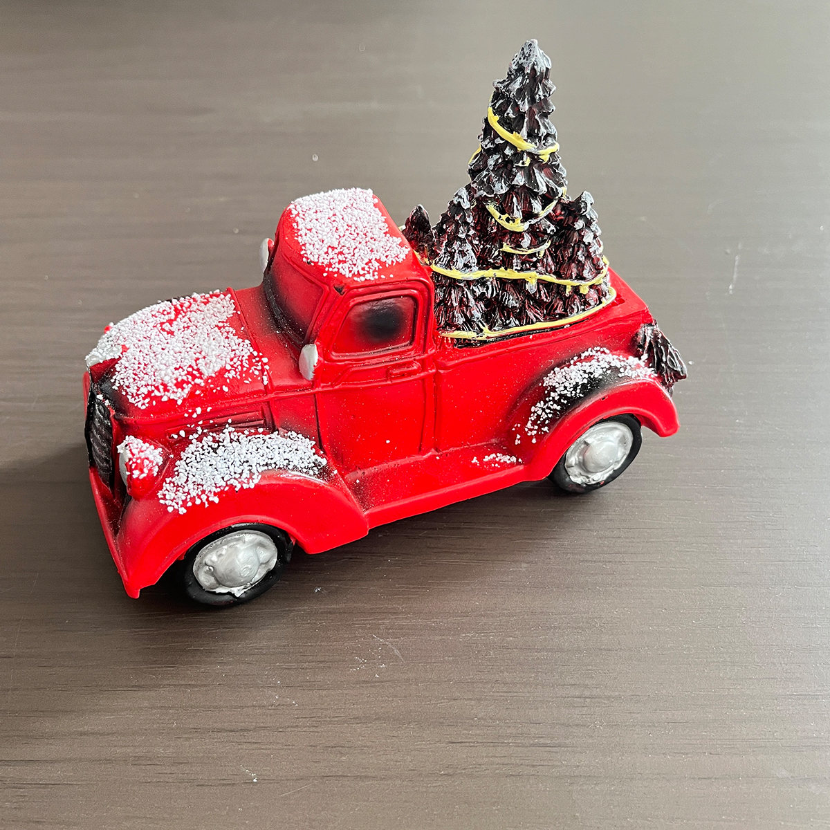 Christmas Decorations Classic Red Truck Farmhouse Style Centre Decorations