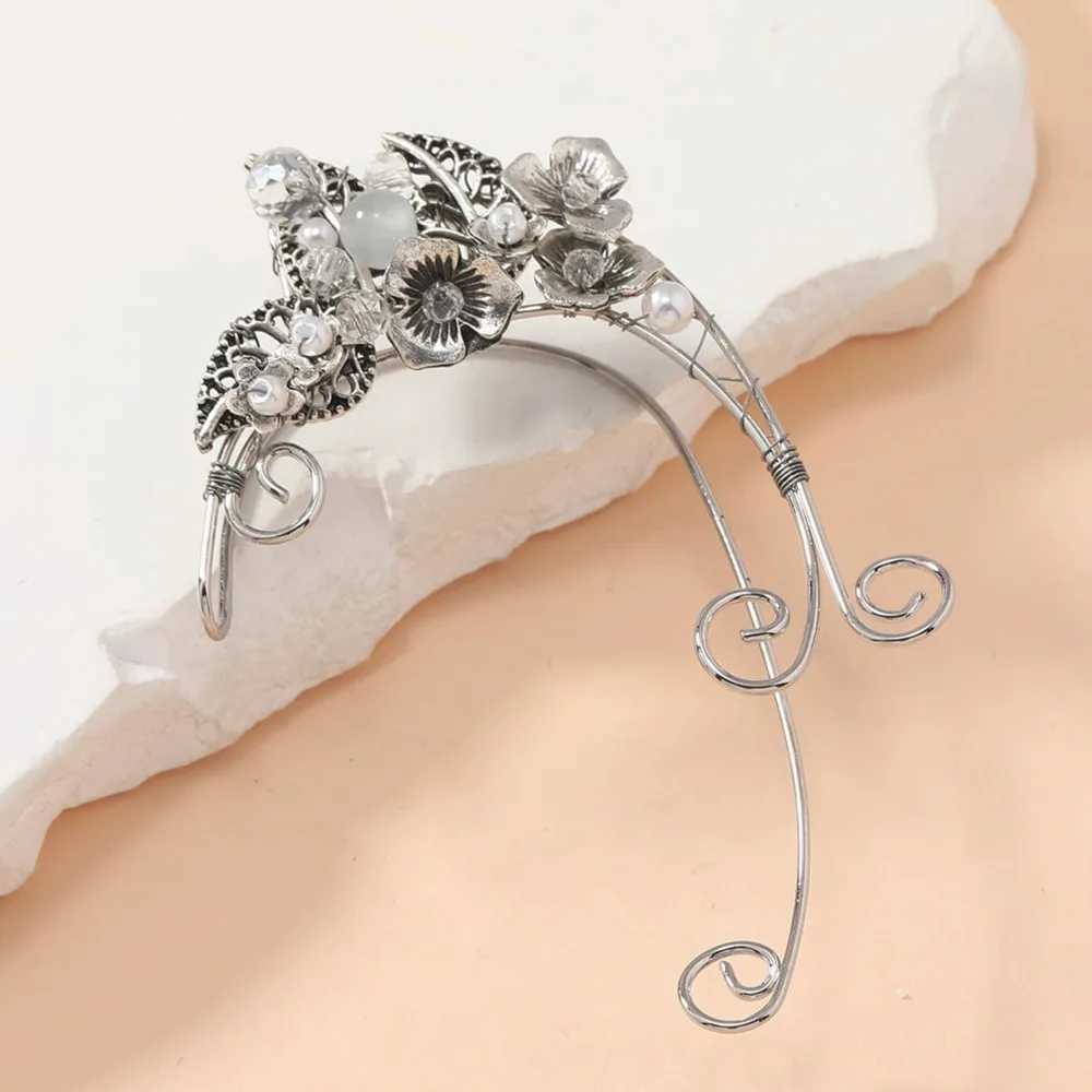 Beautiful and elegant fairy elf earrings with retro leaf flower aluminum wire cuffs womens non perforated clip earrings womens role-playing jewelry W2